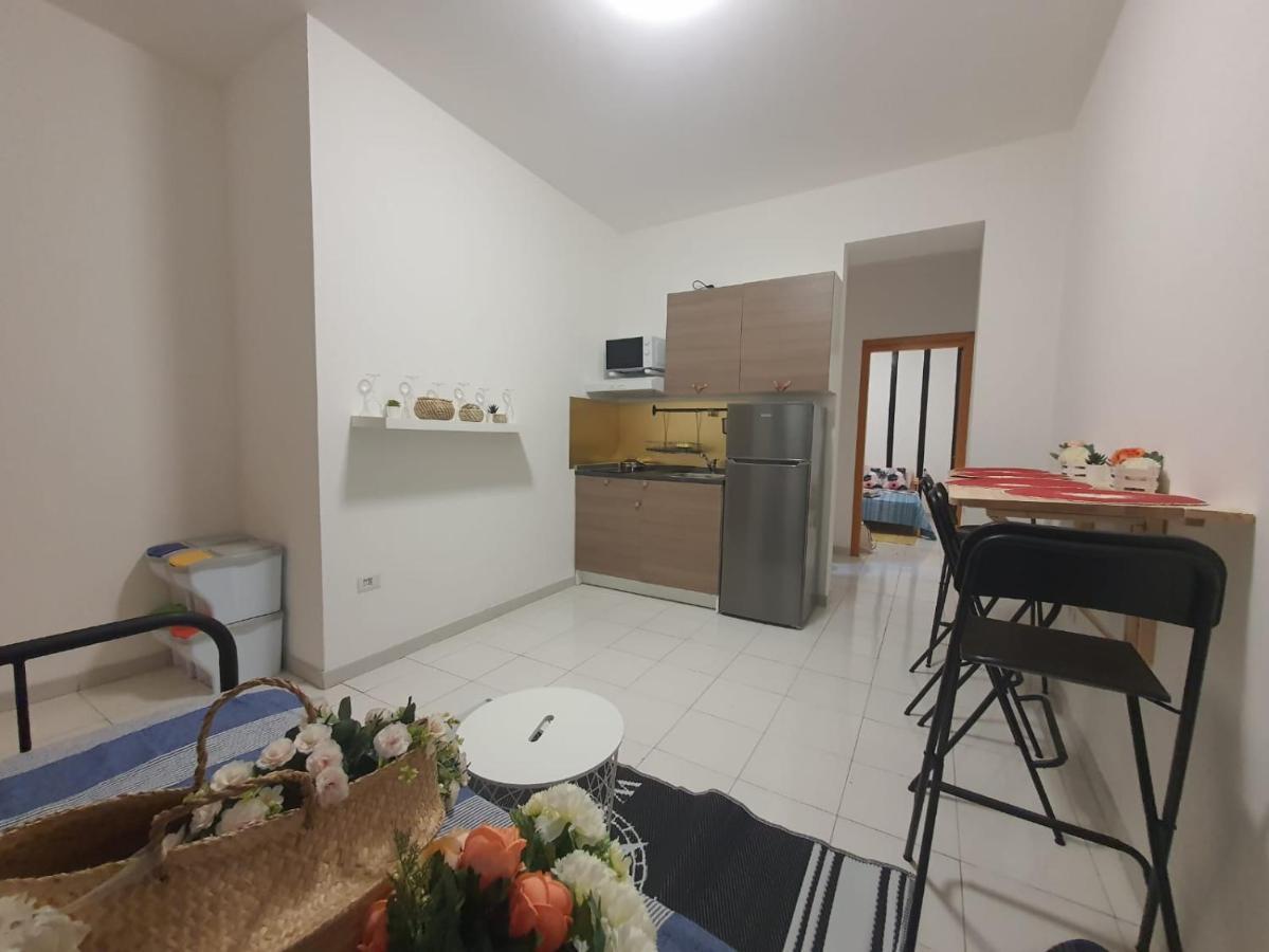 Chafbius Downtown Deluxe Villa Cagliari Bagian luar foto