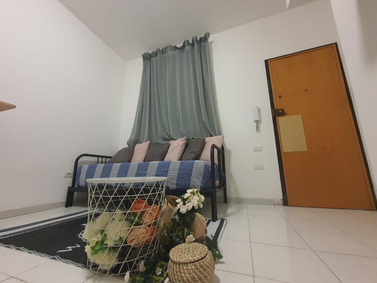 Chafbius Downtown Deluxe Villa Cagliari Bagian luar foto